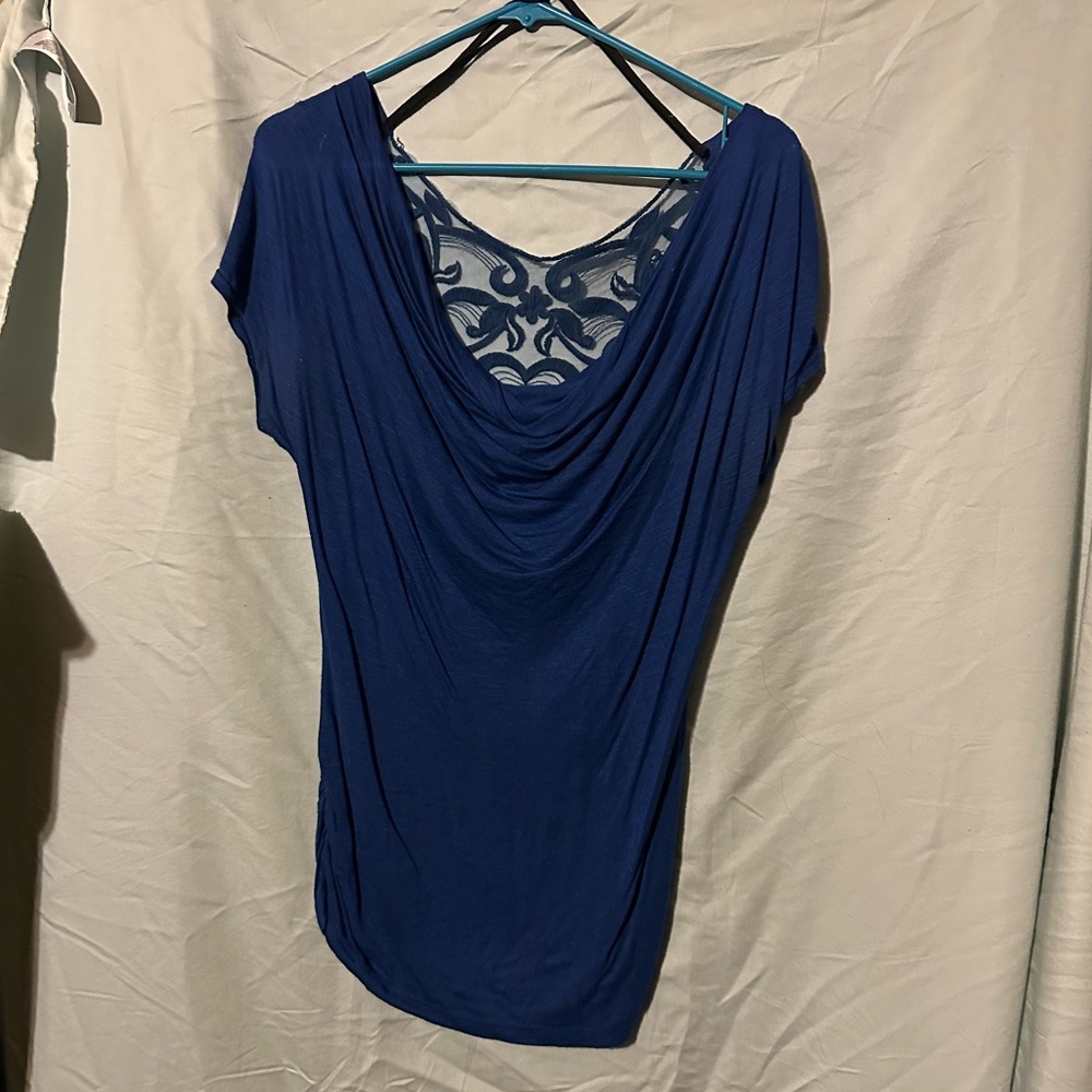 Lace back tee